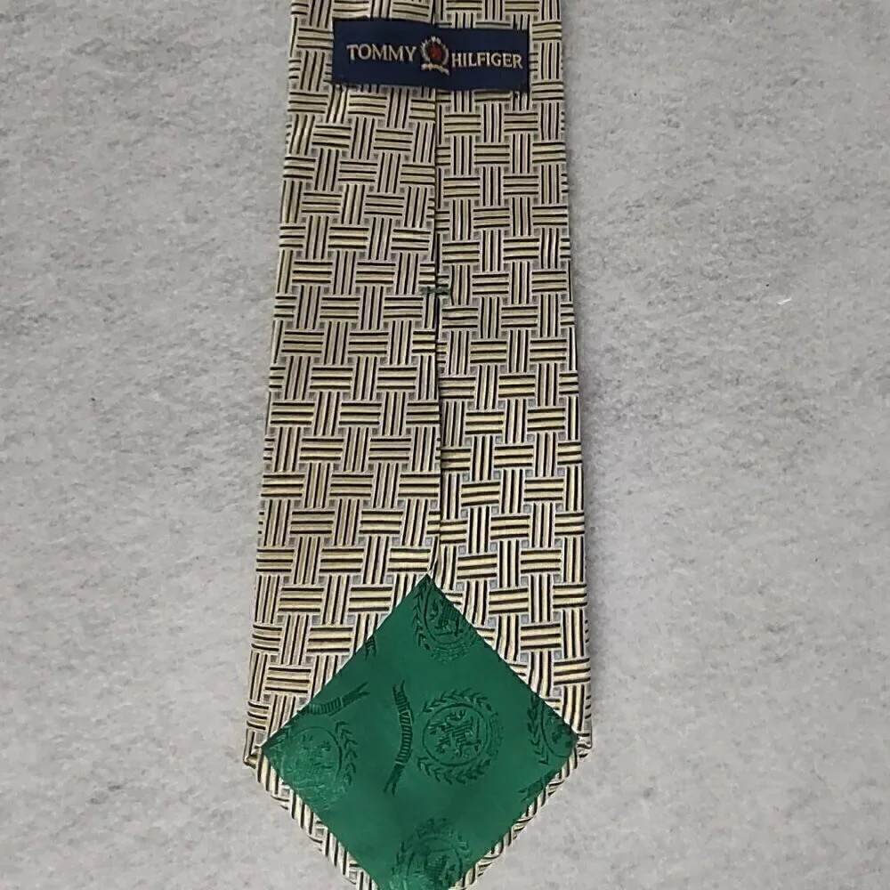 Tommy Hilfiger Gold, Tan, Blue Patterned 100% U.S.A Made Silk Necktie